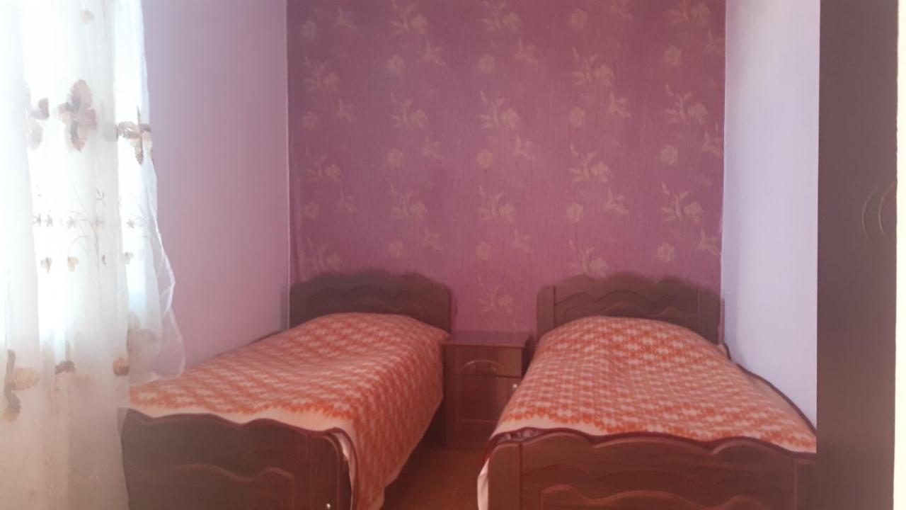 Chveni Ezo Hotell Ambrolauri Exteriör bild