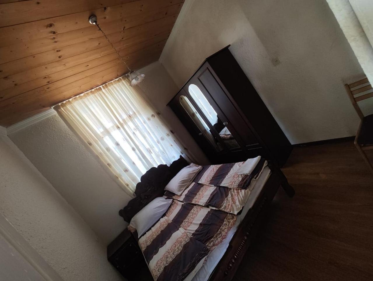 Chveni Ezo Hotell Ambrolauri Exteriör bild