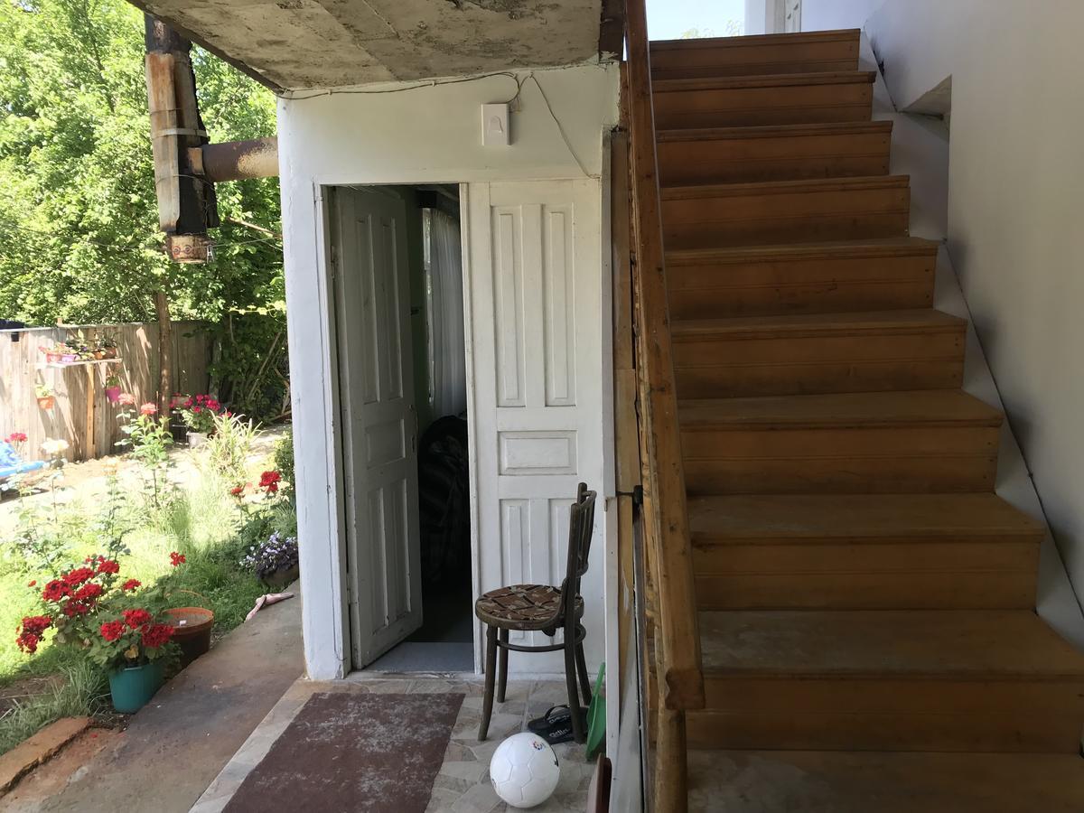 Chveni Ezo Hotell Ambrolauri Exteriör bild